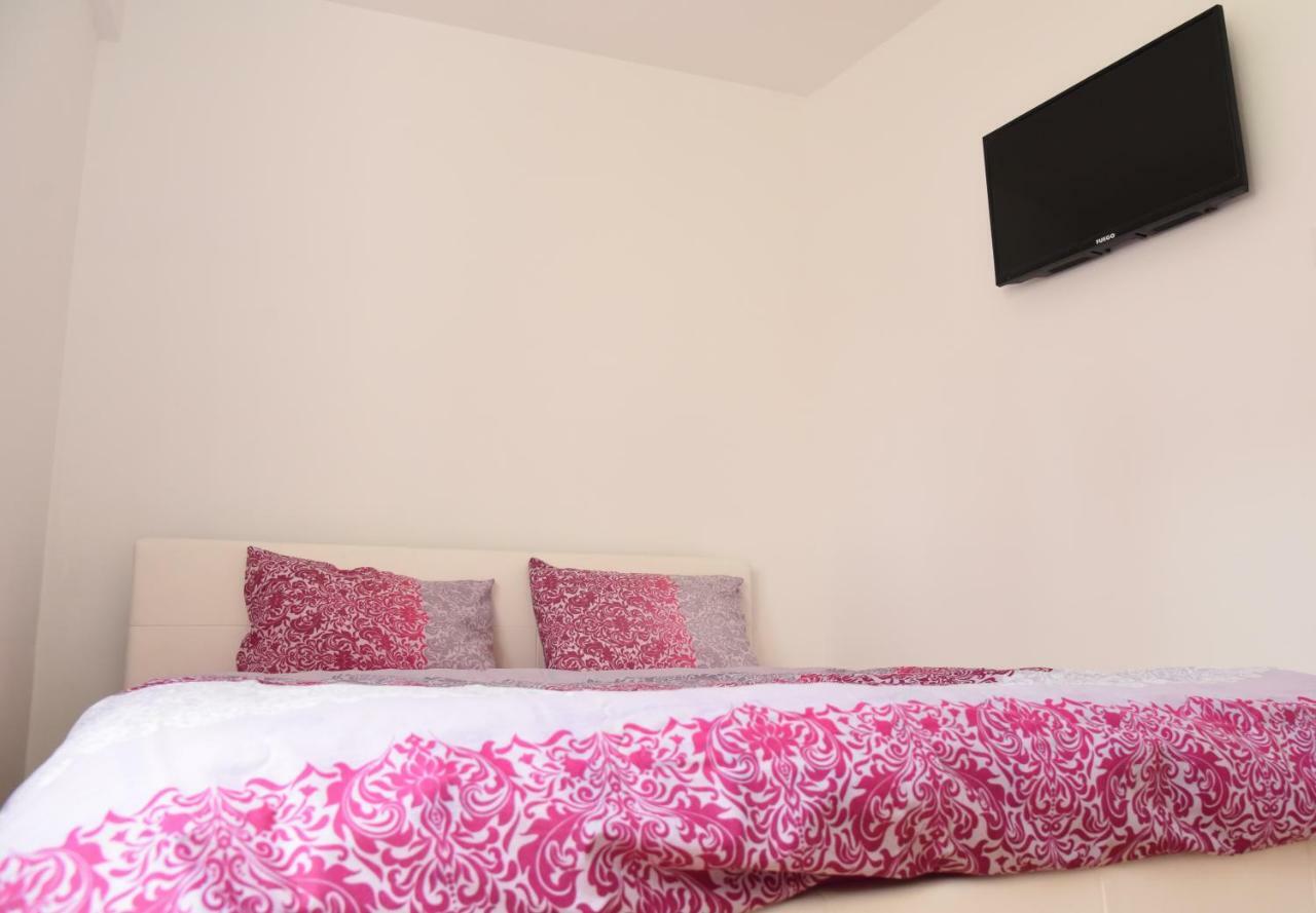 Kiara Apartments سكوبجي المظهر الخارجي الصورة